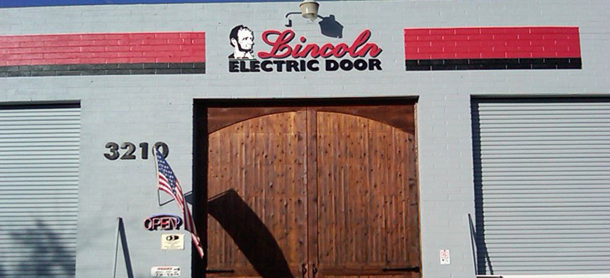 Lincoln Electric Door photo